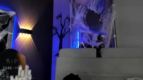 Snapshot of kaletattoos chatting on November 2, 2025, 11:45 am Kale online show from November 2, 2025, 11:45 am