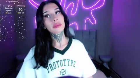 Kali Ka Please help me with your thumbs up its important   dont forget my birthday on October 26 online show from October 12, 2025, 8:52 pm