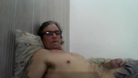 kalifornia91666 online show from December 11, 2024, 7:09 am