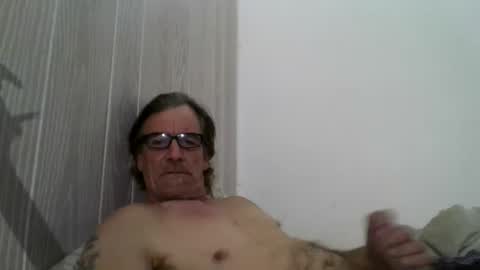 kalifornia91666 online show from December 21, 2024, 2:26 pm