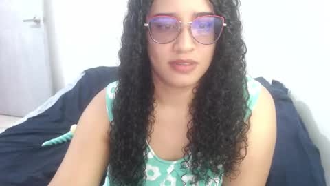 Snapshot of kaliith chatting on March 4, 2025, 1:38 pm Kaliith online show from March 4, 2025, 1:38 pm