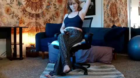 Snapshot of kalikushdreamz chatting on March 4, 2025, 3:04 pm Tara Smith online show from March 4, 2025, 3:04 pm