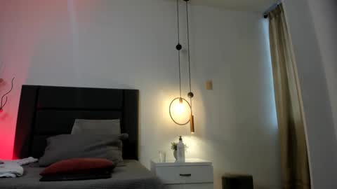 Snapshot of kalimonroee chatting on December 7, 2024, 11:51 am KaliMonroe online show from December 7, 2024, 11:51 am