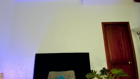 Snapshot of kalimonroee chatting on December 16, 2024, 11:44 am KaliMonroe online show from December 16, 2024, 11:44 am