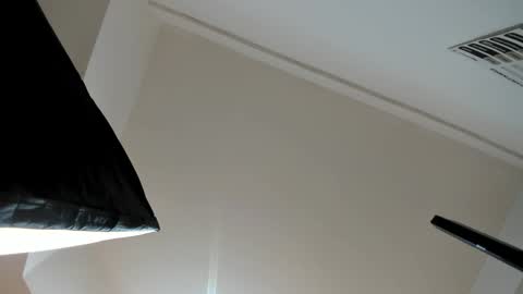 Snapshot of kalimonroee chatting on January 16, 2025, 11:37 am KaliMonroe online show from January 16, 2025, 11:37 am