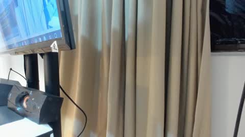 Snapshot of kalimonroee chatting on January 17, 2025, 11:38 am KaliMonroe online show from January 17, 2025, 11:38 am