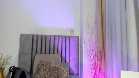 Snapshot of kalimonroee chatting on February 5, 2025, 11:34 am KaliMonroe online show from February 5, 2025, 11:34 am