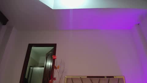 Snapshot of kalimonroee chatting on February 20, 2025, 12:04 pm KaliMonroe online show from February 20, 2025, 12:04 pm