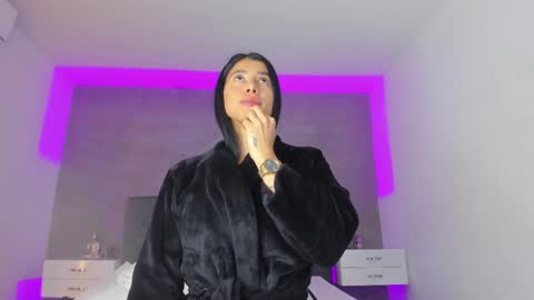 Carolina   online show from March 8, 2025, 6:16 pm