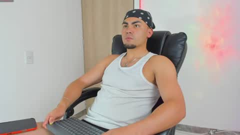 Snapshot of kalivan_voinesscu chatting on April 27, 2026, 6:22 am K A L I online show from April 27, 2026, 6:22 am