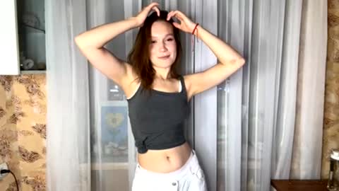 Kallie online show from November 17, 2025, 3:18 pm