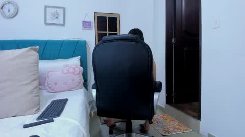 Snapshot of kam_lopez chatting on April 26, 2026, 8:28 pm Kamilalopez online show from April 26, 2026, 8:28 pm