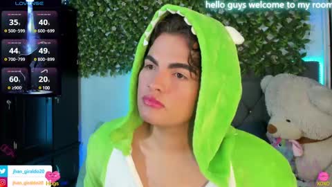 camilo  independent model online show from February 13, 2025, 8:17 am