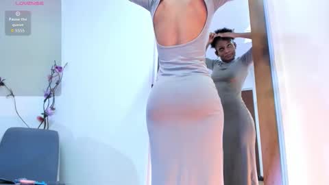 Snapshot of kamila_arias chatting on March 25, 2026, 12:22 pm online show from March 25, 2026, 12:22 pm