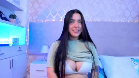 Kamila Betancourt online show from February 11, 2026, 2:22 pm