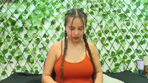 Snapshot of kamiladiazz chatting on February 18, 2025, 11:33 am kamiladiazz online show from February 18, 2025, 11:33 am