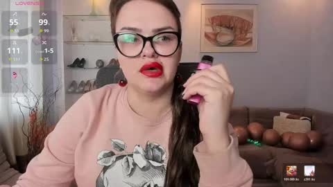 Camila online show from April 21, 2026, 4:41 am