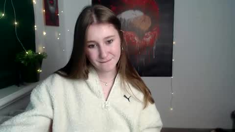 kamilla_love_ online show from January 16, 2026, 1:37 pm