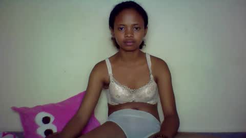 kamillah69 online show from February 6, 2026, 3:37 pm