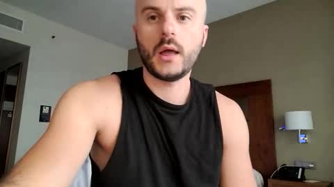 kamiloss__of online show from September 14, 2025, 8:02 am