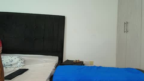 kandy_sweetss online show from April 3, 2026, 8:12 am