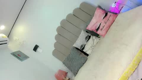 Snapshot of kandymuse_ chatting on February 23, 2025, 10:20 pm my ig ts kandy69 online show from February 23, 2025, 10:20 pm