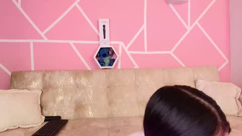 kaoriille online show from January 25, 2025, 4:13 pm