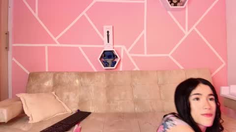 kaoriille online show from February 23, 2025, 4:02 pm