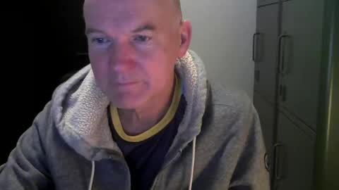Robbie online show from February 6, 2025, 5:46 am