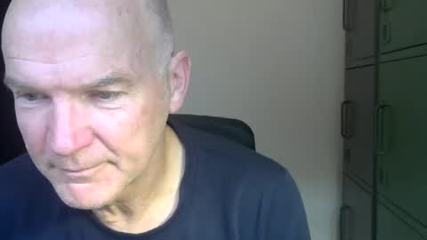 Robbie online show from May 17, 2026, 5:05 am