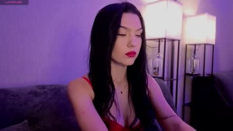 kara_life online show from December 17, 2025, 2:06 am