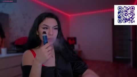 Snapshot of kara_life chatting on April 8, 2026, 2:11 am kara_life online show from April 8, 2026, 2:11 am