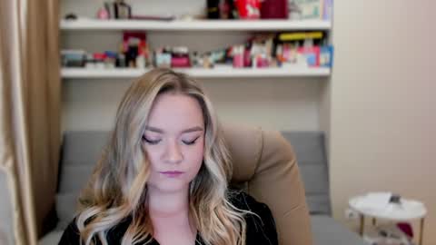 Snapshot of kara_smith_ chatting on July 30, 2026, 11:15 pm Kara. Off from 15th till 24th of December online show from July 30, 2026, 11:15 pm