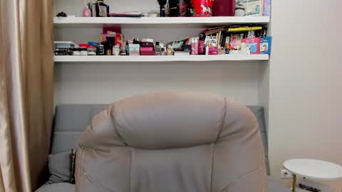 Snapshot of kara_smith_ chatting on August 2, 2026, 11:14 pm Kara. Off from 15th till 24th of December online show from August 2, 2026, 11:14 pm