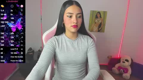 Snapshot of karely_sweet_ chatting on February 25, 2025, 10:39 pm karely_sweet_ online show from February 25, 2025, 10:39 pm