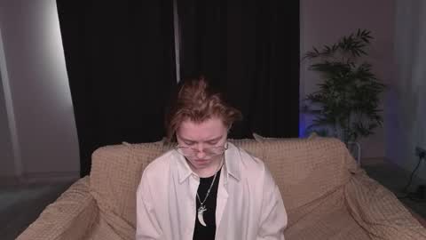 Karen online show from March 17, 2026, 8:39 am