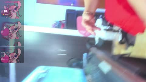 Karen online show from January 7, 2025, 7:10 am