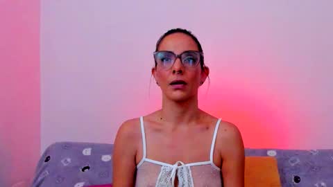 Karen online show from March 10, 2026, 12:10 pm