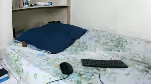 Snapshot of karenato chatting on March 24, 2026, 6:40 am karenato online show from March 24, 2026, 6:40 am