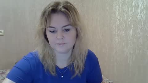 karennelsonx online show from December 26, 2024, 11:10 am