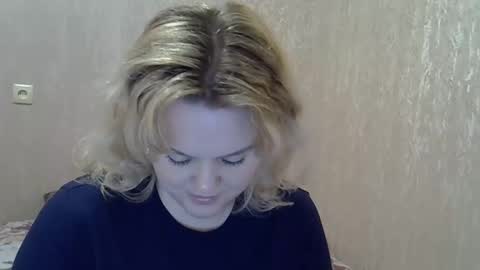 karennelsonx online show from February 17, 2025, 5:32 pm