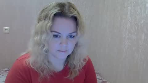 karennelsonx online show from March 2, 2025, 11:18 am