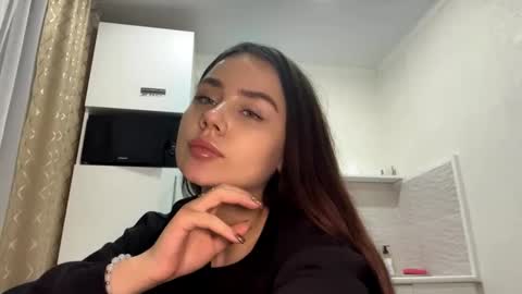 Snapshot of kareystutsman chatting on December 21, 2025, 6:15 pm kareystutsman online show from December 21, 2025, 6:15 pm