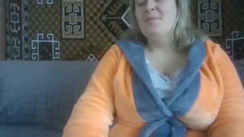 Snapshot of karilina_hi chatting on February 3, 2026, 6:22 am Karilina Hi online show from February 3, 2026, 6:22 am