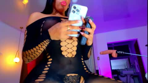 karina4squirt online show from January 14, 2026, 1:22 am