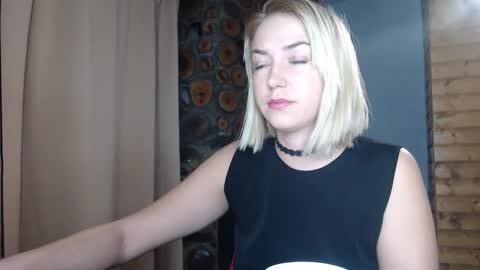 karina online show from January 17, 2025, 3:34 am