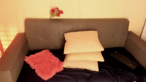 Kari online show from November 6, 2025, 11:33 am