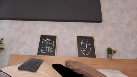 Kari online show from April 2, 2026, 11:30 am