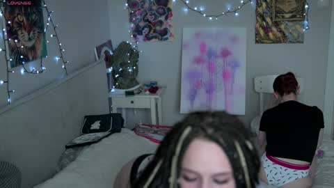 Snapshot of karina_kitty24 chatting on May 5, 2026, 12:35 pm Karina kitty24 online show from May 5, 2026, 12:35 pm