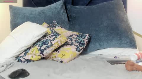 Karina online show from December 16, 2024, 7:37 am